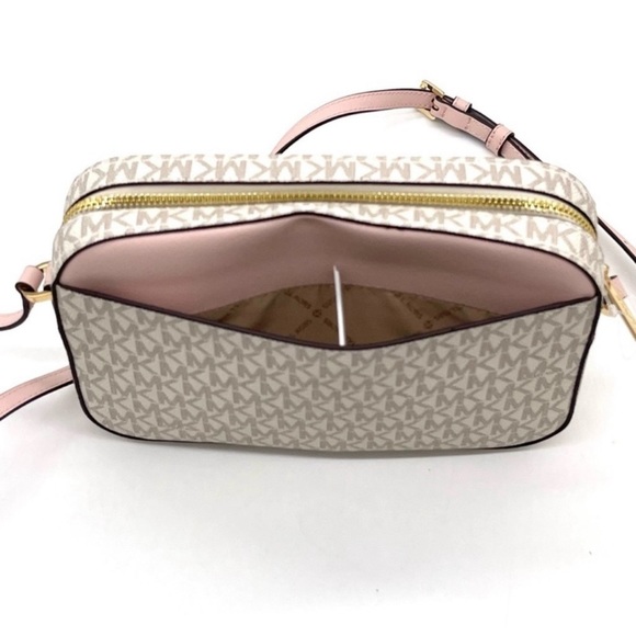 Michael Kors EW Zip Chain Xbody Bag Vanilla/ Light Pink - Picture 12 of 14